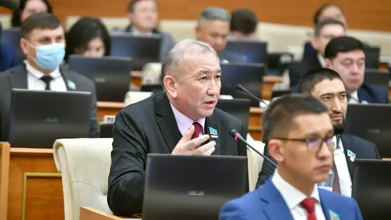 Управа на "рабовладельцев" XXI века: как в Казахстане борются с торговлей людьми