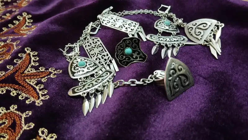 На некоторых изделиях из серебра в Казахстане не будут ставить пробы
