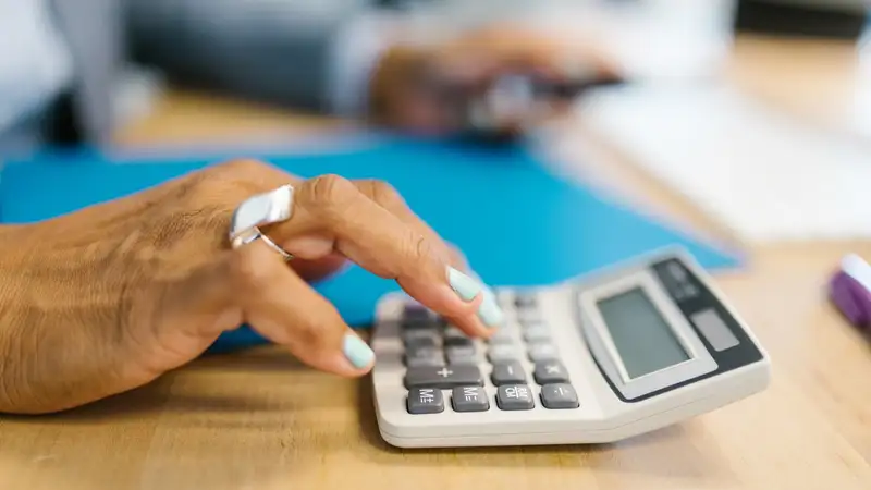 Какие налоги и платежи нужно уплатить до 26 марта