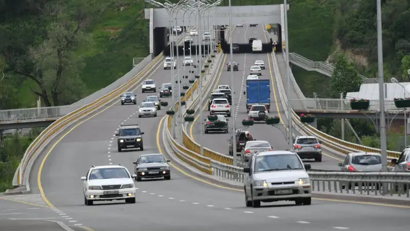 Алматы и Астана – разные: эксперты сравнили активность движения на дорогах в праздники