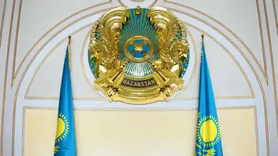 парламентские слушания, модернизация герба, фото - Новости Zakon.kz от 20.03.2024 13:02