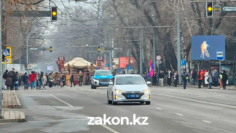 Как алматинцы отмечают Наурыз – фоторепортаж, фото - Новости Zakon.kz от 21.03.2024 10:46