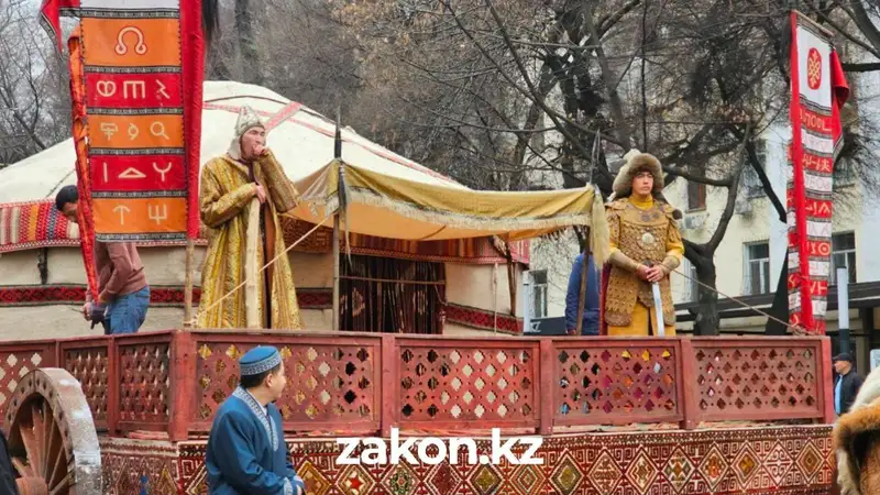 Как алматинцы отмечают Наурыз – фоторепортаж, фото - Новости Zakon.kz от 21.03.2024 10:46