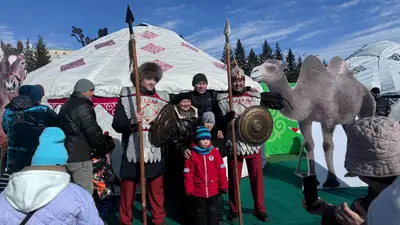 Тематические юрты, этноауыл переселенцев, Ботайская культура: народные гулявния в Петропавловске, фото - Новости Zakon.kz от 22.03.2024 18:36