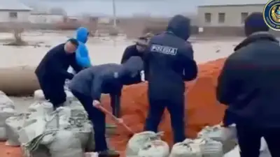 В Туркестанской области эвакуировали жителей одного из сел из-за подтопления , фото - Новости Zakon.kz от 23.03.2024 01:23