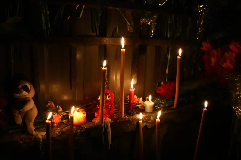 алматинцы почтили память погибших, фото - Новости Zakon.kz от 23.03.2024 22:09
