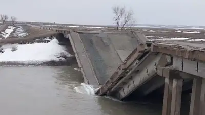 Еще один мост обрушился в Казахстане, фото - Новости Zakon.kz от 27.03.2024 14:02