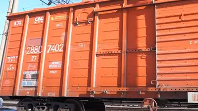 Грузовые вагоны сошли с рельсов в Актюбинской области 