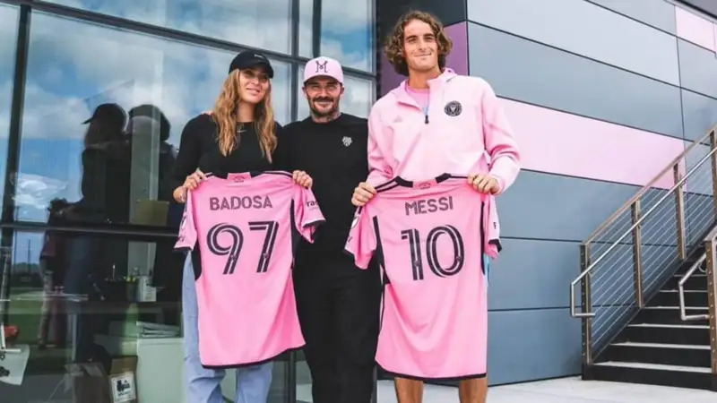 Стефанос Циципас и Паула Бадоса встретились с Дэвидом Бекхэмом на базе ФК "Интер Майами"