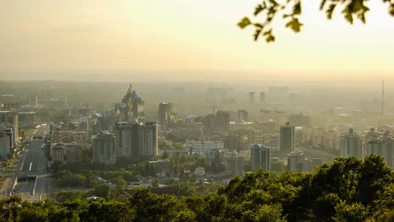 В центре Алматы хотели построить ЖК на месте парка