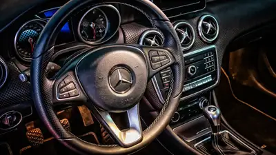 Mercedes-Benz занижала показатели выбросов, фото - Новости Zakon.kz от 28.03.2024 20:15