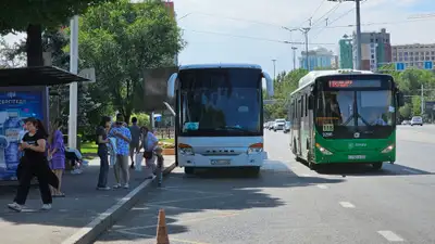 Когда алматинцы смогут оплачивать проезд в автобусах через банковские приложения , фото - Новости Zakon.kz от 28.03.2024 11:19