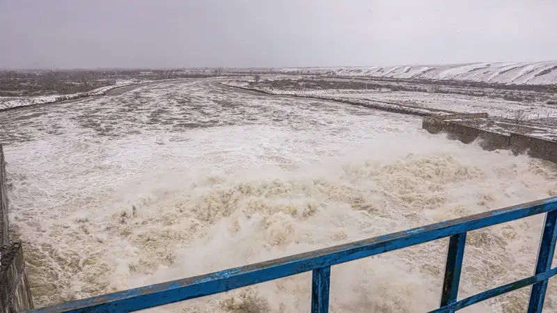 Роман Скляр ознакомился с паводковой ситуацией в Актюбинской области, фото - Новости Zakon.kz от 29.03.2024 16:04