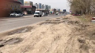 Еду по яме: в акиматах Алматы и Алматинской области ответили на жалобы водителей