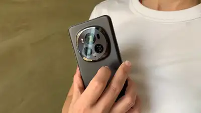 смартфон китайского производителя HONOR Magic 6 Pro