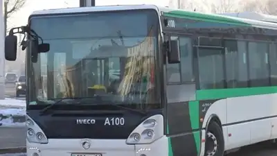 инцидент в автобусе, фото - Новости Zakon.kz от 04.04.2024 21:39