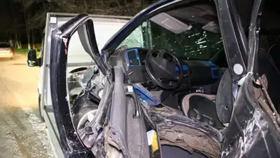 Жуткое ДТП произошло на трассе под Алматы: погиб человек , фото - Новости Zakon.kz от 05.04.2024 23:50