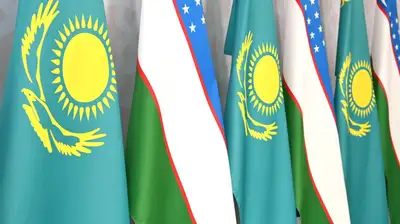Казахстан и Узбекистан взаимно упростят порядок пребывания граждан: Токаев подписал закон, фото - Новости Zakon.kz от 06.04.2024 15:51