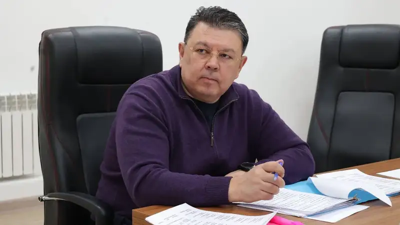 Срочный план защиты Атырау от паводков обсудил Бозумбаев с Оперштабом