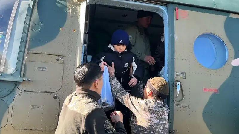 Почти 64 тысячи человек спасены из зон бедствия в Казахстане