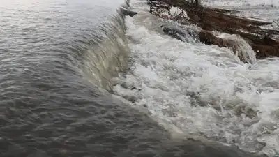 В паводкоопасных регионах пробы воды оказались не соответствующие гигиеническим нормам, фото - Новости Zakon.kz от 07.04.2024 04:40