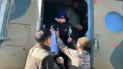 Спасатели эвакуировали из Жылыойского района Атырауской области уже 28 501 жителя, фото - Новости Zakon.kz от 07.04.2024 08:33