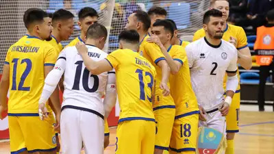 Казахстан и Узбекистан сыграли в футзал вничью, фото - Новости Zakon.kz от 07.04.2024 22:43
