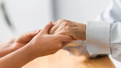 руки, фото - Новости Zakon.kz от 07.04.2024 10:51