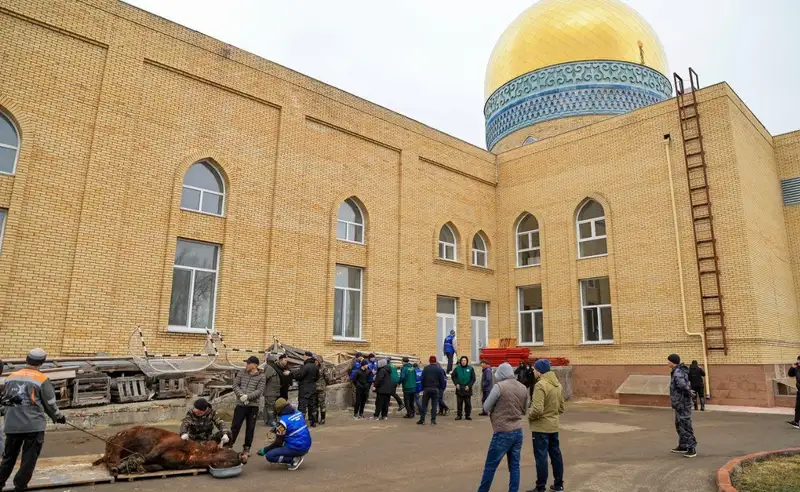 В Костанае из-за наводнения провели жертвоприношение, фото - Новости Zakon.kz от 09.04.2024 15:24