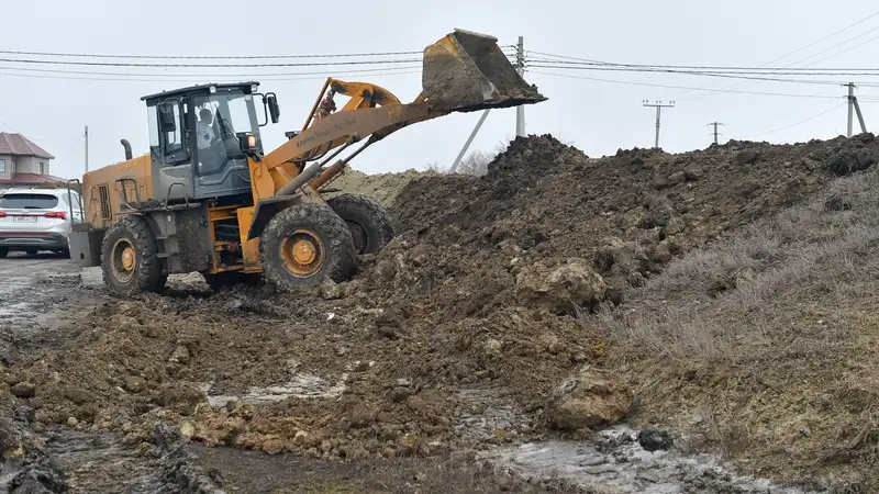 Роман Скляр поручил срочно эвакуировать жителей поселка Заречный в СКО, фото - Новости Zakon.kz от 09.04.2024 13:20