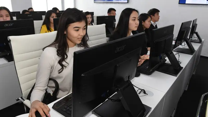 Как учатся студенты вузов в подтопленных регионах Казахстана