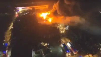 МЧС показало, как спасатели потушили жуткий пожар в Астане
