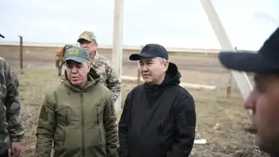 В ЗКО начинается второй этап заблаговременной эвакуации людей из-за подъема уровня воды в реке Урал, фото - Новости Zakon.kz от 09.04.2024 12:18