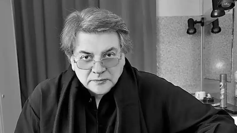 Стало известно, где захоронят урну с прахом Александра Ширвиндта