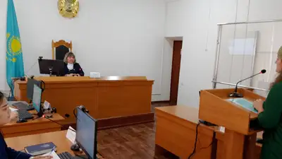Показательный суд, Атбасар, воспитатель, ущипнула ребенка, фото - Новости Zakon.kz от 10.04.2024 17:39