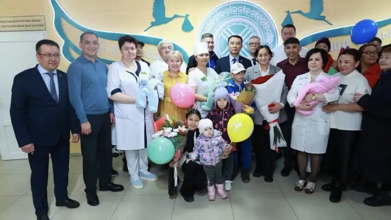 Первая за 10 лет тройня родилась в Костанае
