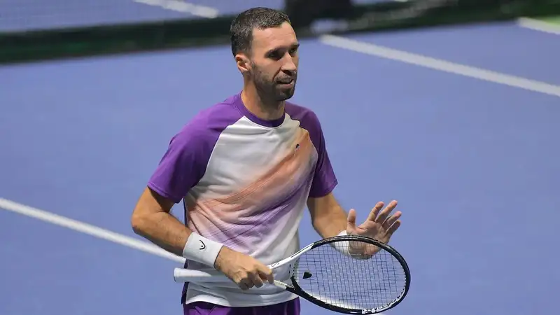 Михаил Кукушкин пробился в четвертьфинал турнира в Испании