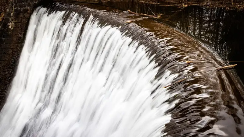 Заявление по основным дамбам и плотинам после большой воды сделали в Костанайской области