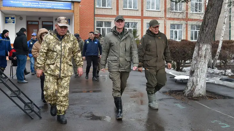 Петропавловский завод обеспечил ДЧС дронами для круглосуточного наблюдения за паводками, фото - Новости Zakon.kz от 11.04.2024 22:45