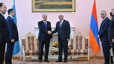 Президент Армении назвал визит Токаева в Ереван историческим