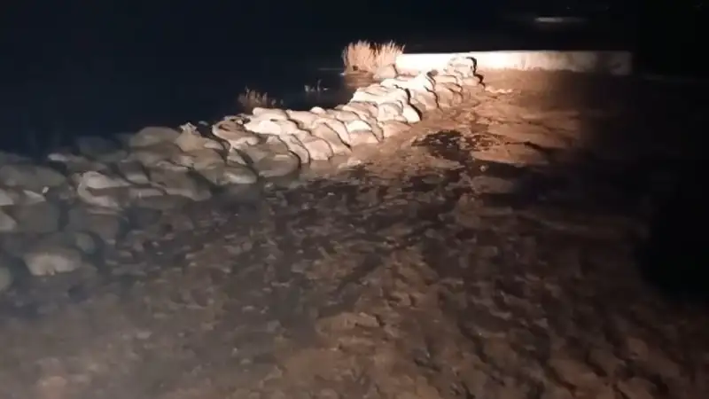 Перелив через дамбу предотвратили под Астаной