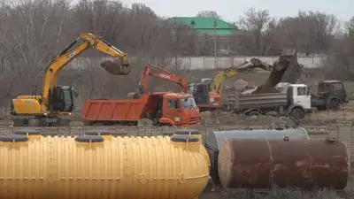 Готовность номер 1: в Уральске усилили защиту объектов жизнеобеспечения от паводков