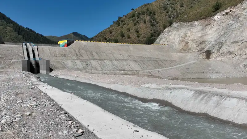 Депутат подверг сомнению качество Аксайской плотины в Алматы