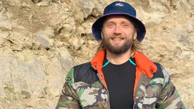 Блогер-сыроед получил восемь лет колонии за смерть сына от истощения, фото - Новости Zakon.kz от 17.04.2024 10:23