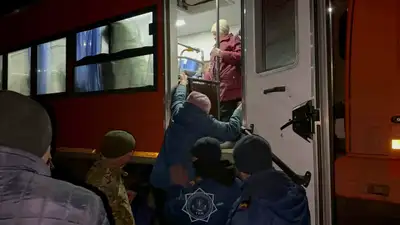 эвакуация, фото - Новости Zakon.kz от 18.04.2024 22:43