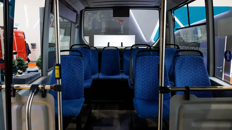 Микроавтобус, электромобиль, транспорт, выставка, Астана , фото - Новости Zakon.kz от 18.04.2024 22:05