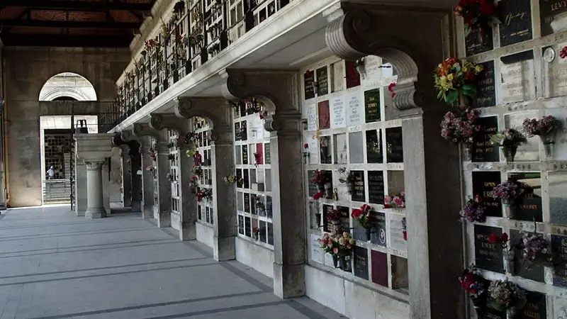 Деятельность крематориев и колумбариев регламентируют в Казахстане