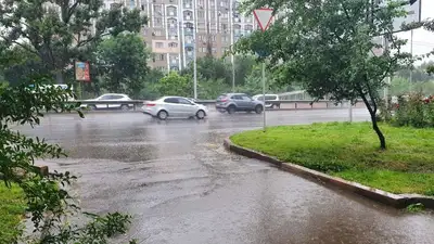 В Алматы сильный дождь, в Астане без осадков: какой будет погода в ближайшие три дня