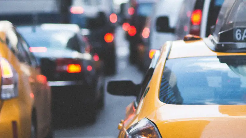 Составлен рейтинг городов Казахстана с самым дорогим такси