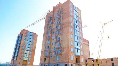 В Астане сносят целый этаж в строящемся ЖК, фото - Новости Zakon.kz от 24.04.2024 15:25